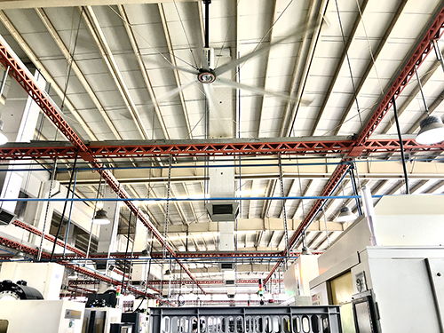 五種行之有效的廠房降溫方案 風(fēng)機(jī)箱的高效應(yīng)用